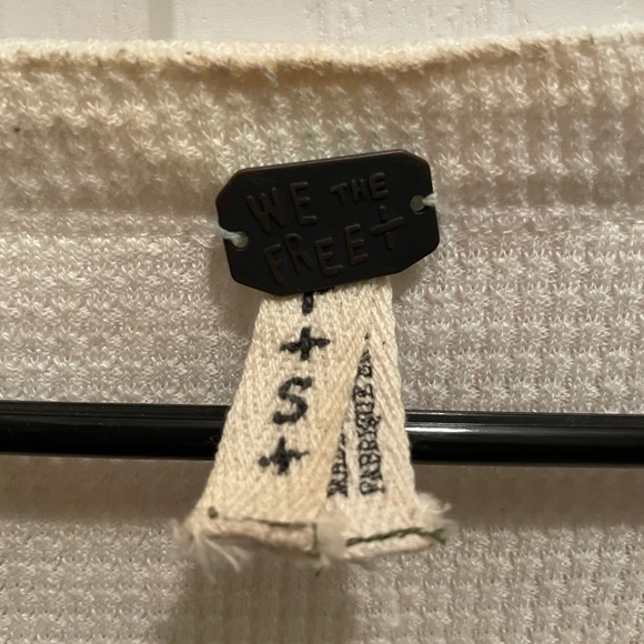 FP bubble sleeve waffle top - Picture 2 of 4